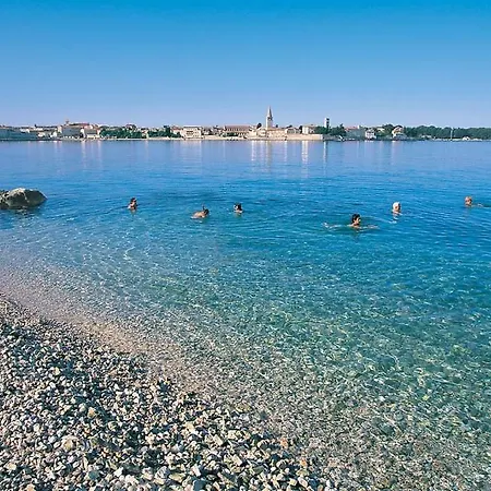Saten Near The * Poreč